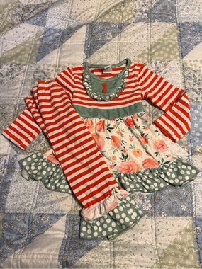 Dash of Glitter Toddler Girls Size S 2T Two Piece Set Fall